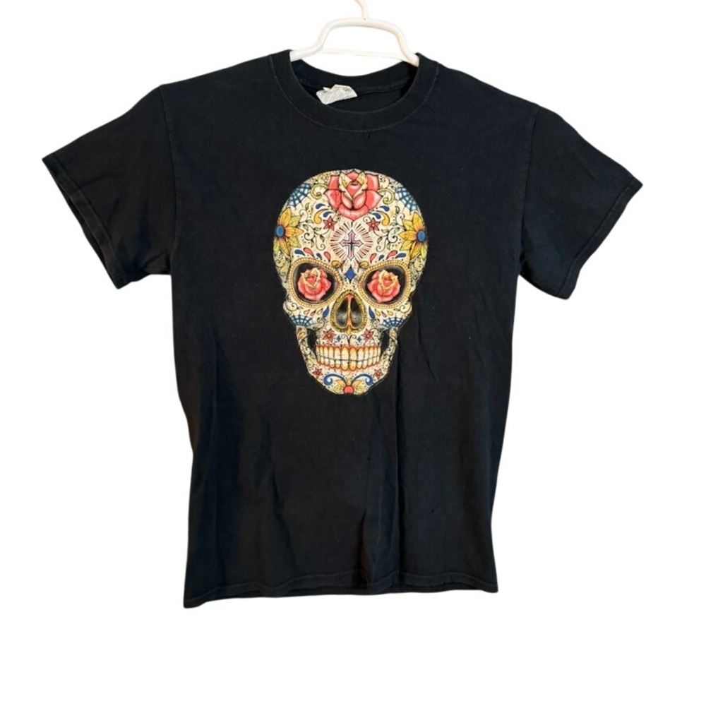 Gildan Heavy Cotton Sugar Skull Graphic T-Shirt Black Mens Small Rose Cross